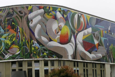 ltimo mural realizado por José Renau, en Erfurt, Moskauerplatz, en un antiguo centro cultural