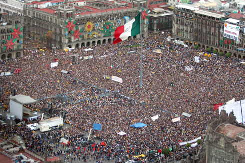 El 20 de noviembre de 2006 tuvo efecto la toma de protesta de Andrés Manuel López Obrador como presidente legítimo de México en el Zócalo capitalino