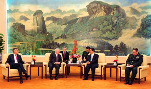 Hu Jintao, se reunió con el secretario de Defensa estadounidense, Robert Gates