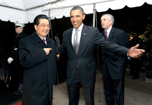 Hu Jintao asiste a cena privada ofrecida por Obama