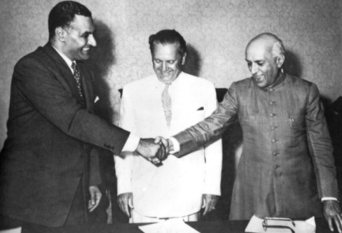 Nasser, Tito y Nehru: gli non allineati